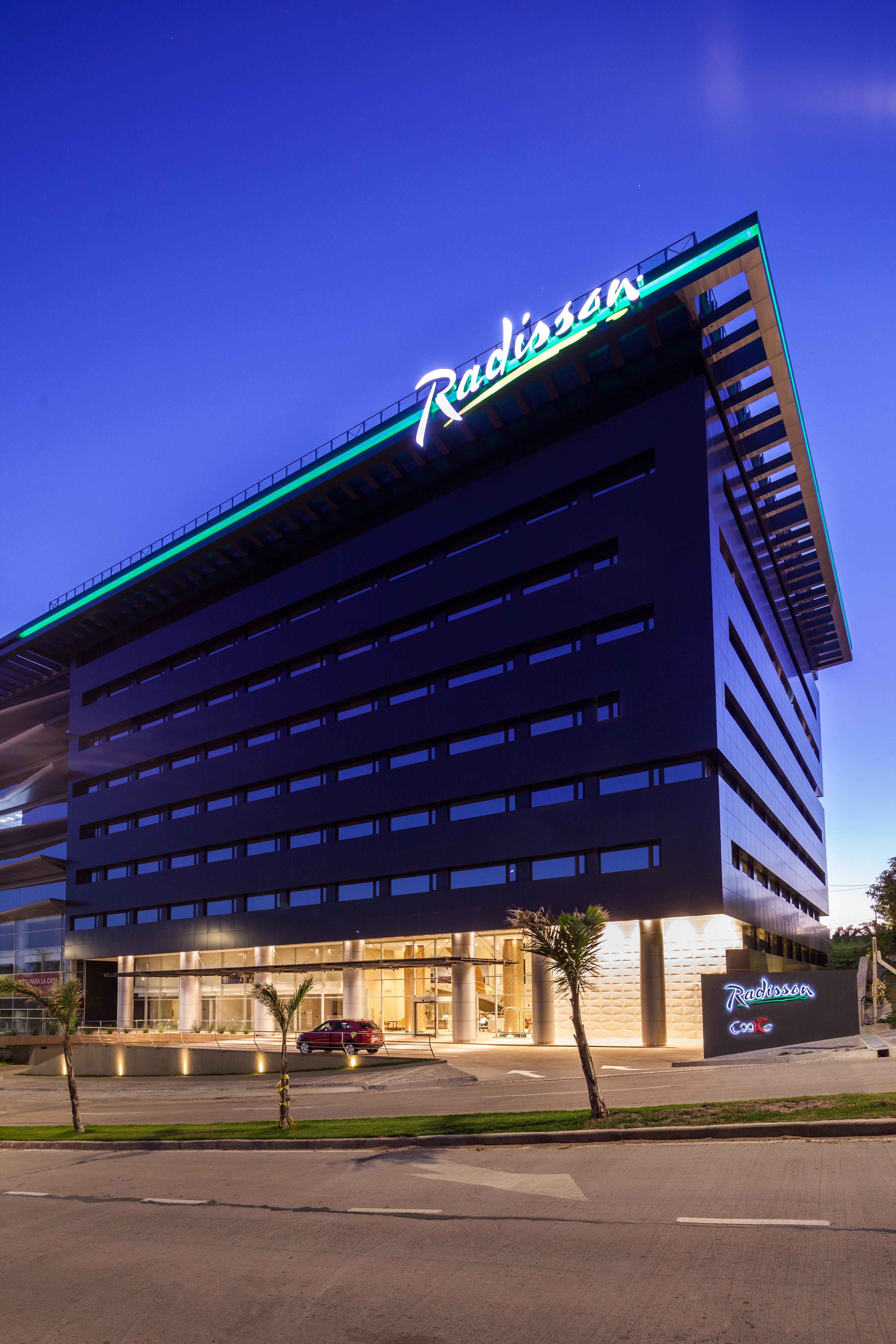 Radisson Hotel Santa Cruz Santa Cruz de La Sierra Eksteriør billede